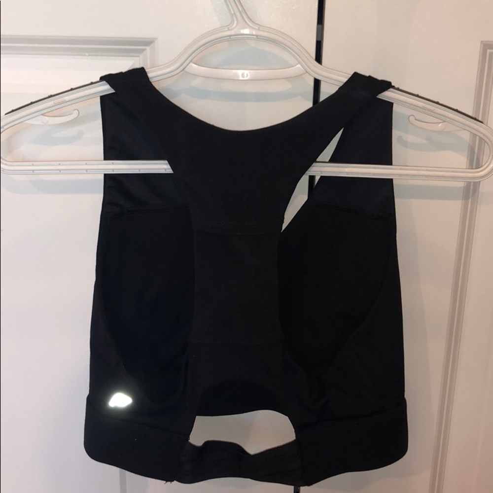 Fabletics Mila Midi Medium Impact Sports Bra